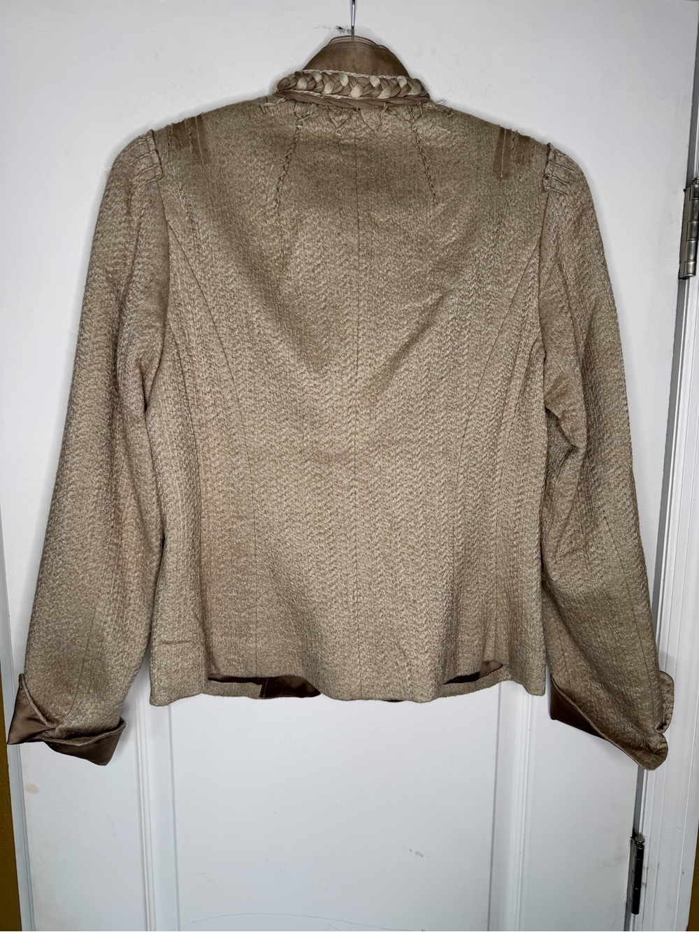 Elie Tahari Vintage BeigeTextured Intricately Braided Front Blazer. Size M - Picture 7 of 11